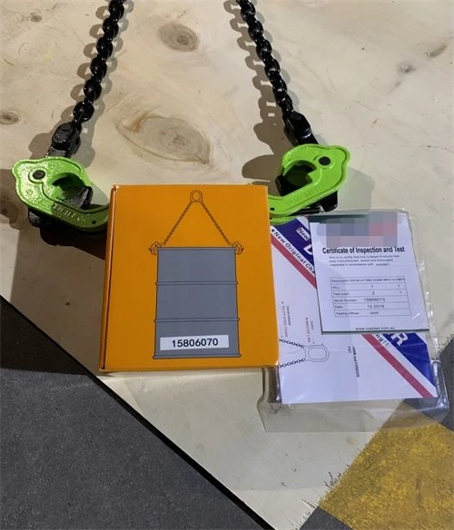 oil drum lifting clamp.png